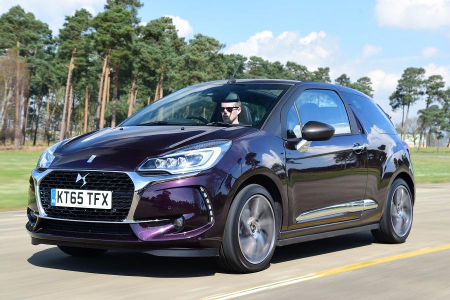  DS 3 Cabrio 2016 года  (UK) (фото 4 из 10)
